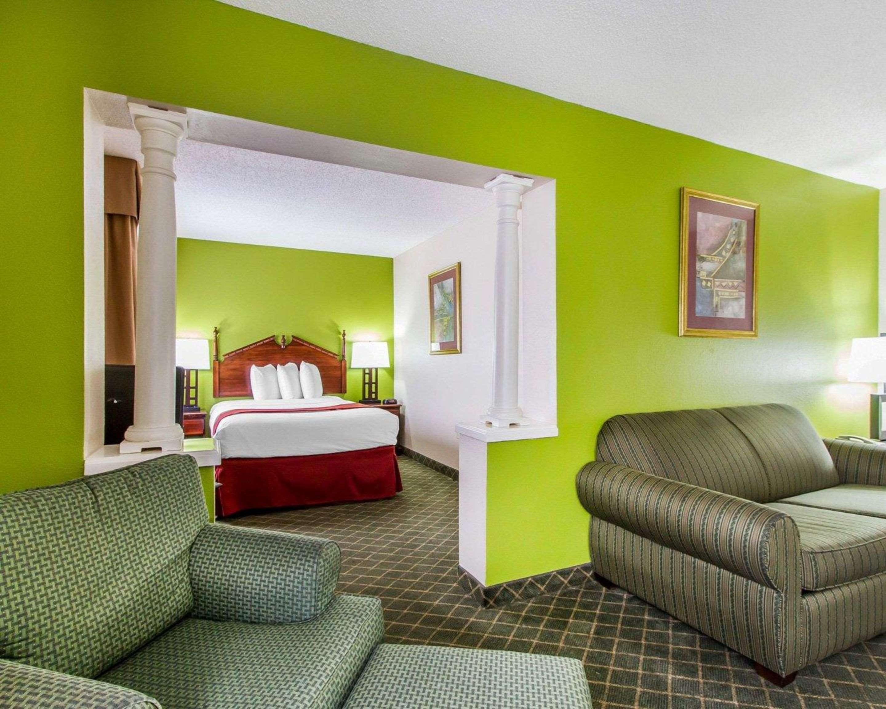 Quality Inn Near University Of Mobile Saraland Zewnętrze zdjęcie