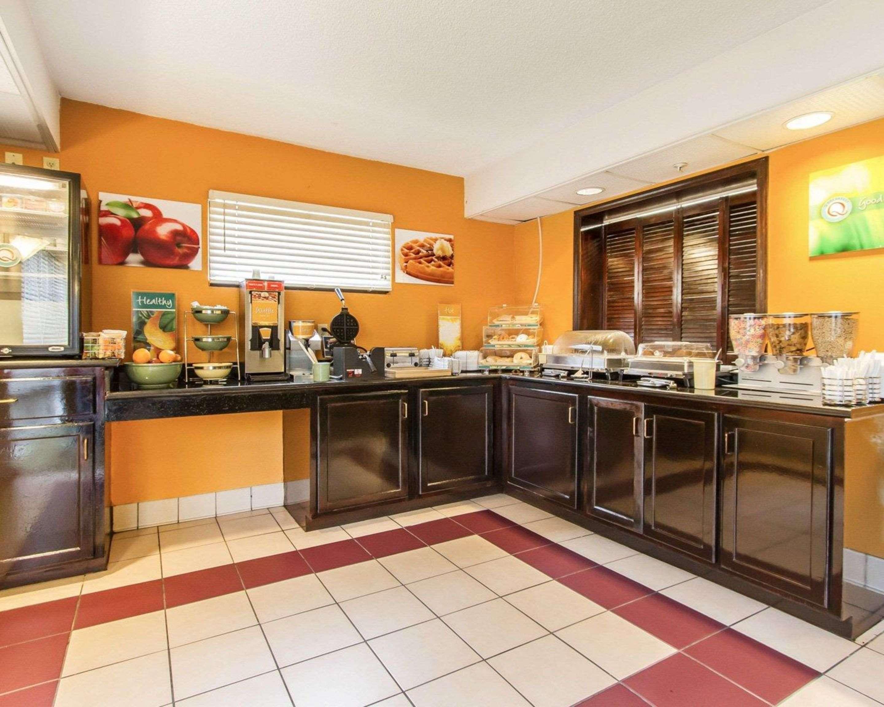 Quality Inn Near University Of Mobile Saraland Zewnętrze zdjęcie