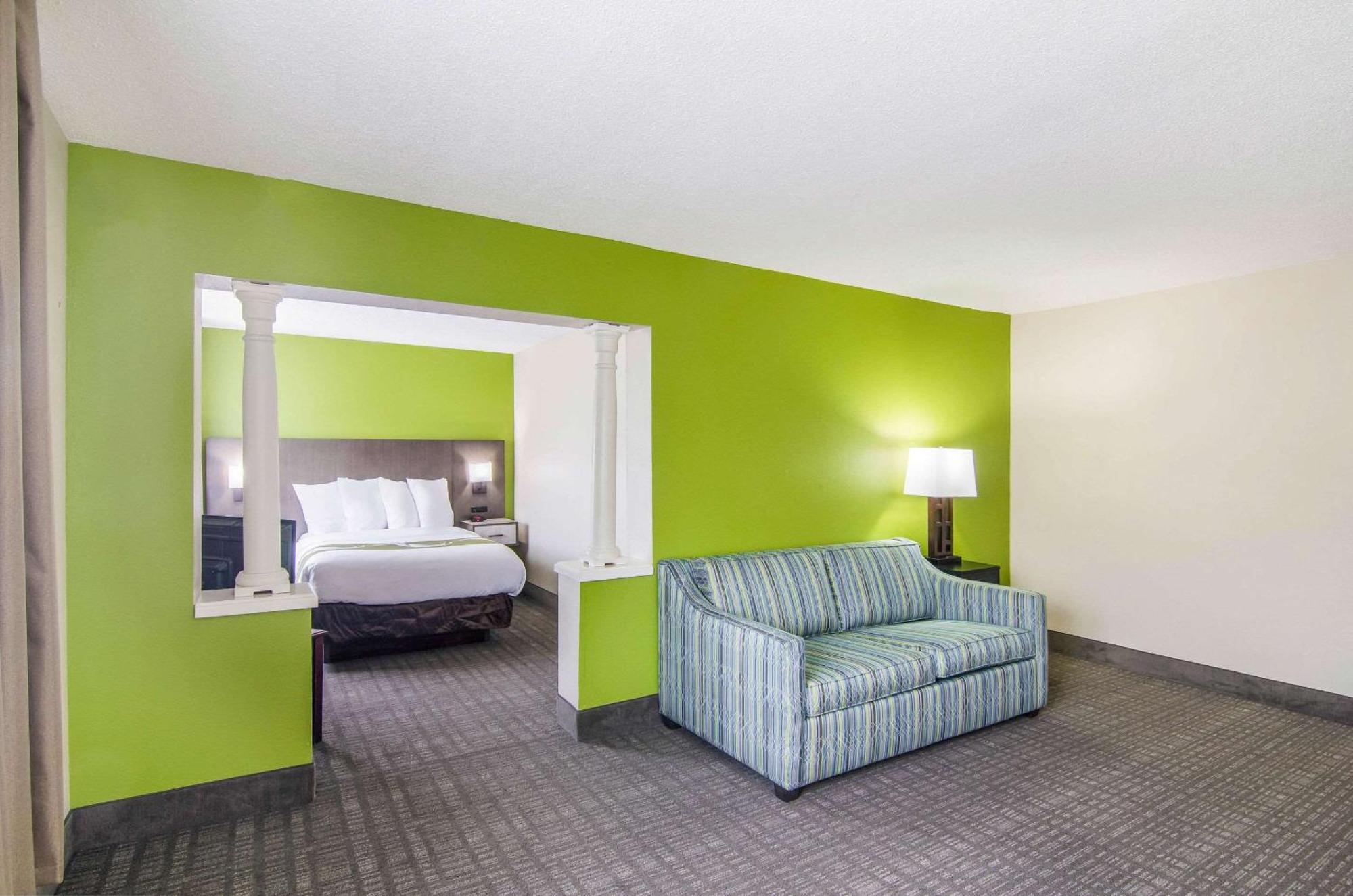 Quality Inn Near University Of Mobile Saraland Zewnętrze zdjęcie