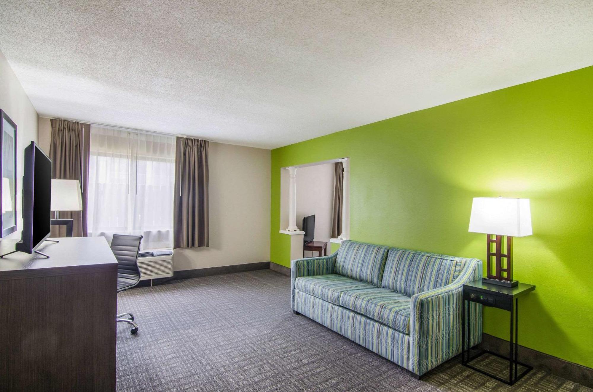 Quality Inn Near University Of Mobile Saraland Zewnętrze zdjęcie